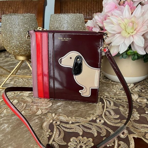 Tory Burch Handbags - Tory Burch unique crossbody